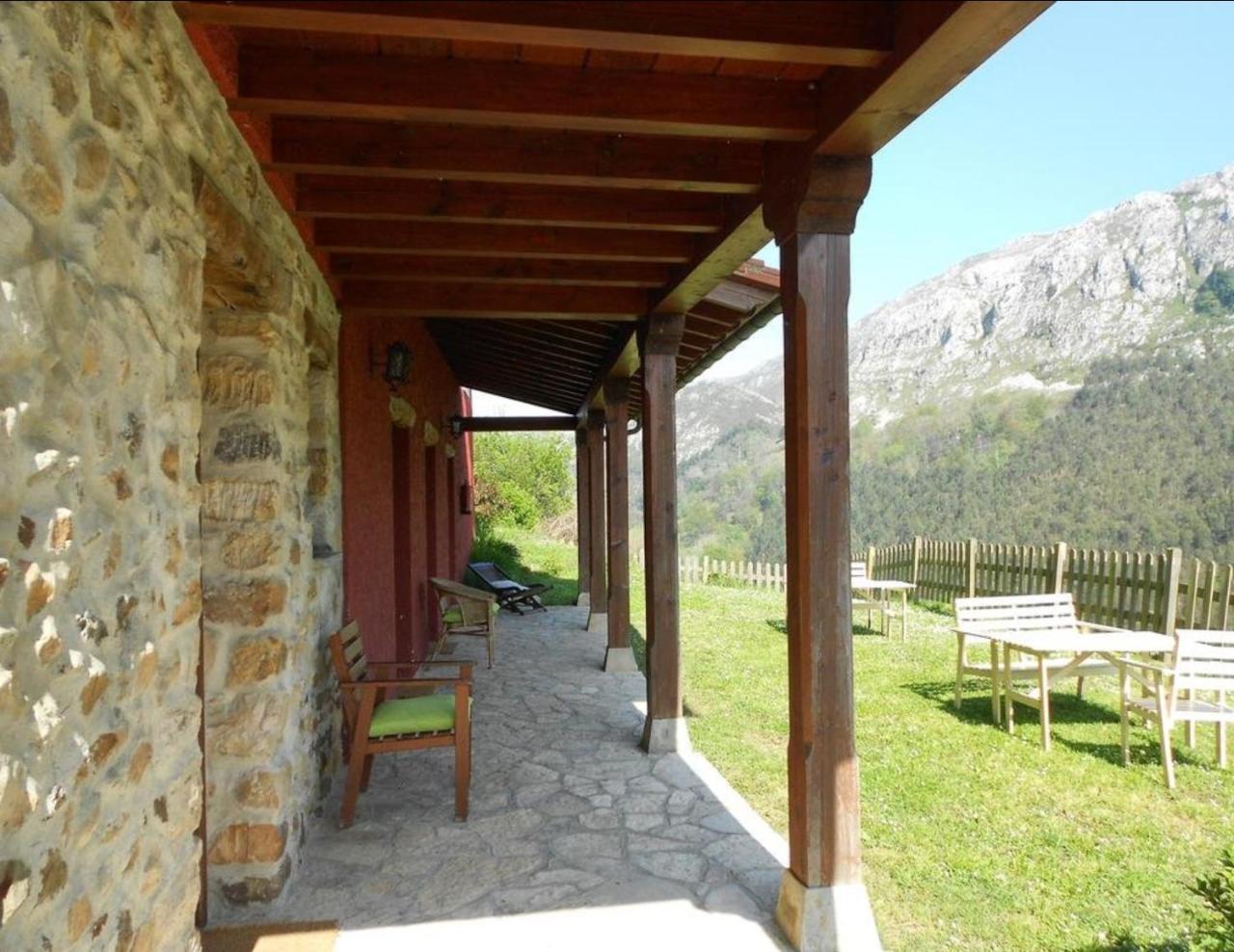 Gasthaus El Interior De Gaia Les Arriondes Exterior foto